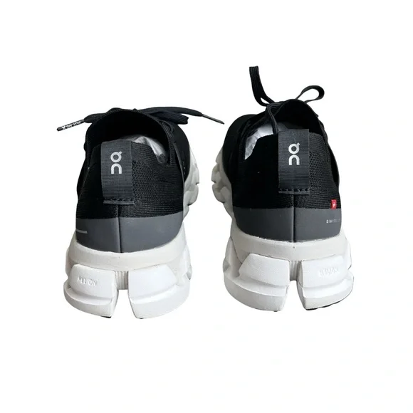 On Cloud Women’s Athletic Shoes in Black and White - worn twice - Picture 4 of 8